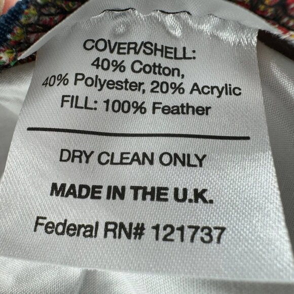 Caldeira Christmas Santa Claus Holiday Village Decorative Pillow Tapestry 14x26 - Picture 10 of 12